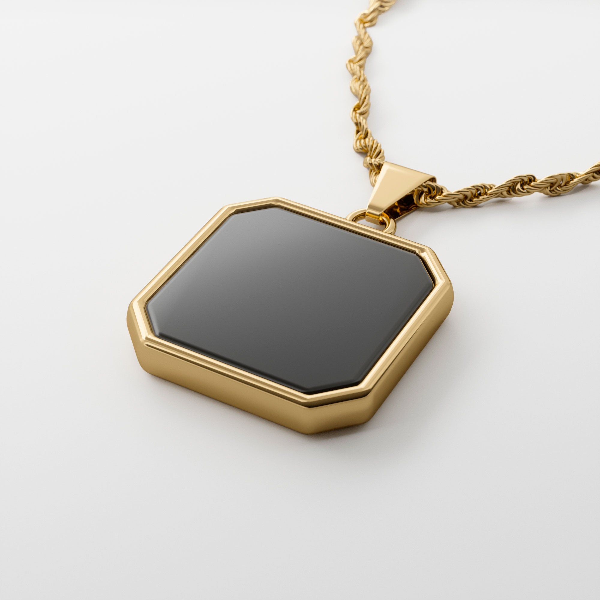 Diavlo Compass Gold Pendant