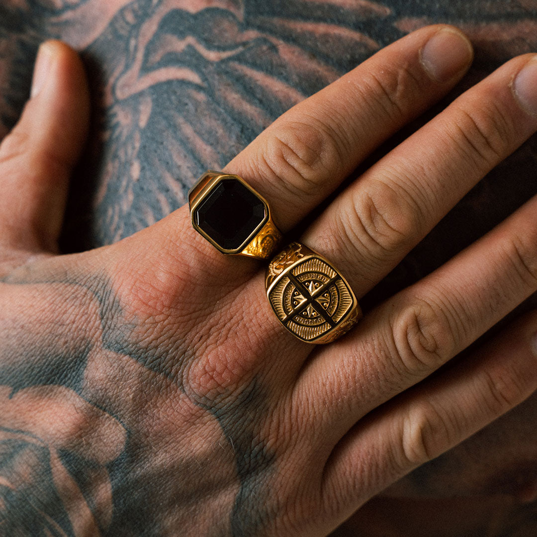 Anillo Diavlo Brujula Oro 18K