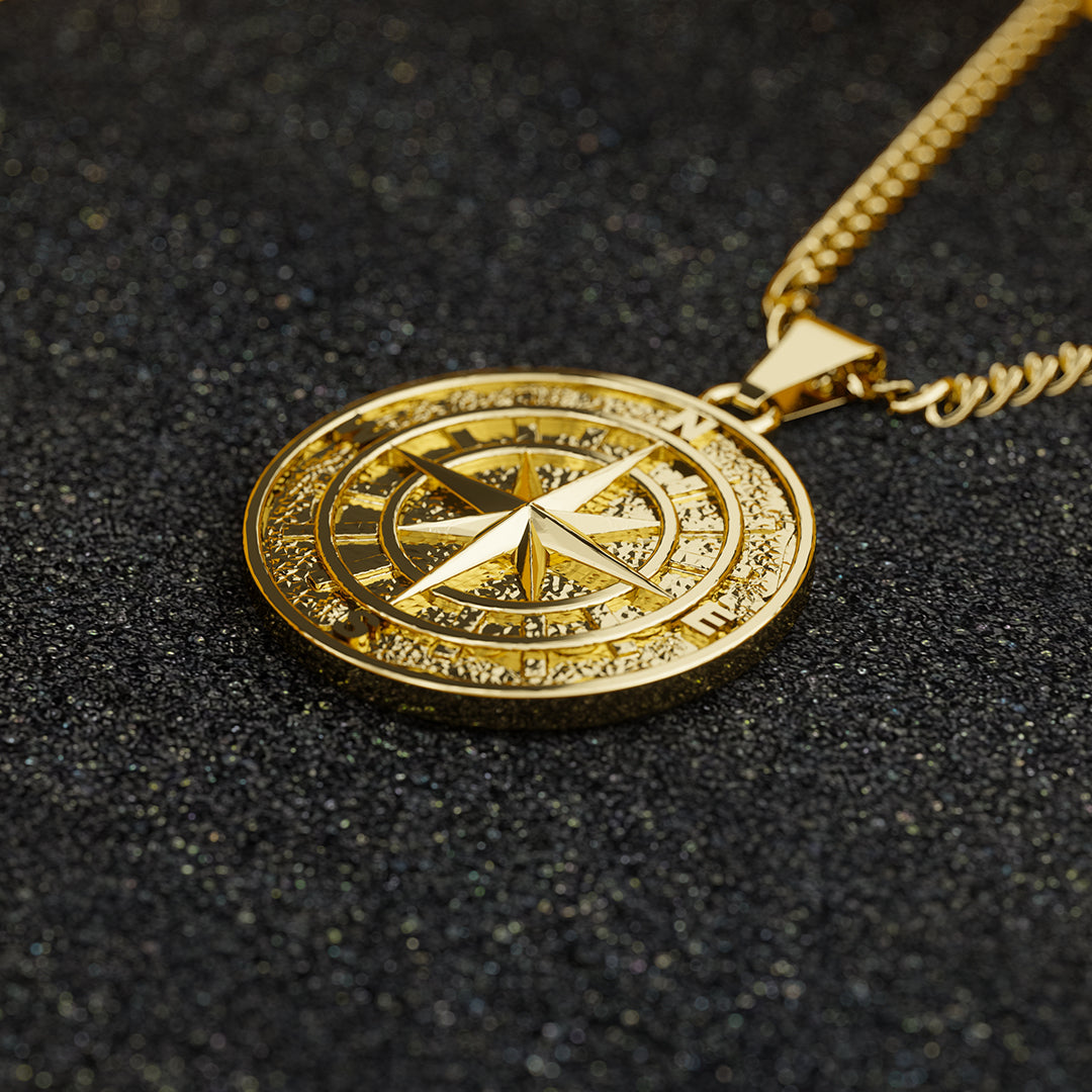 Diavlo Compass Gold Pendant