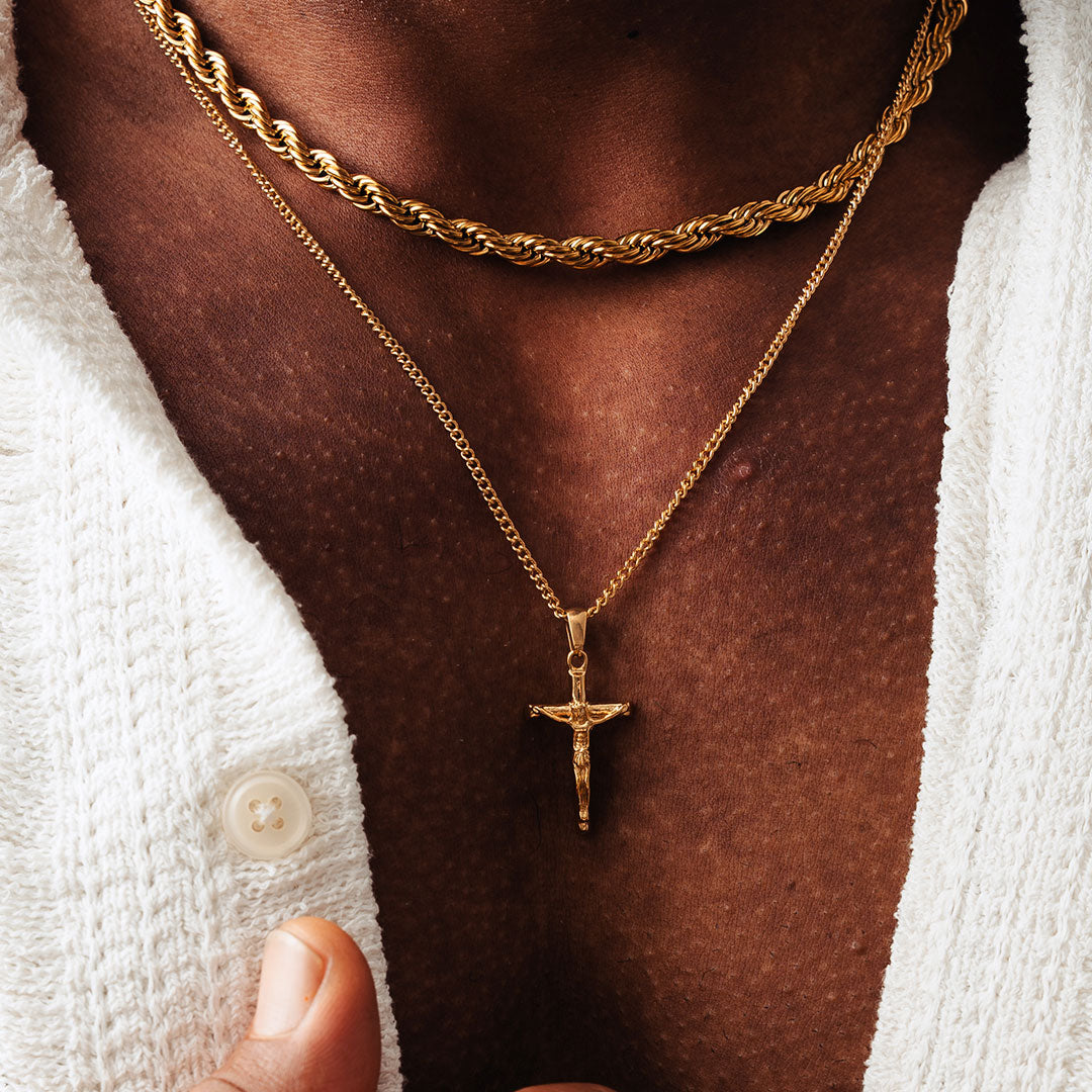 Diavlo Cruz Gold Pendant